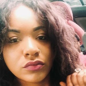 Meet your Posher, Krystle